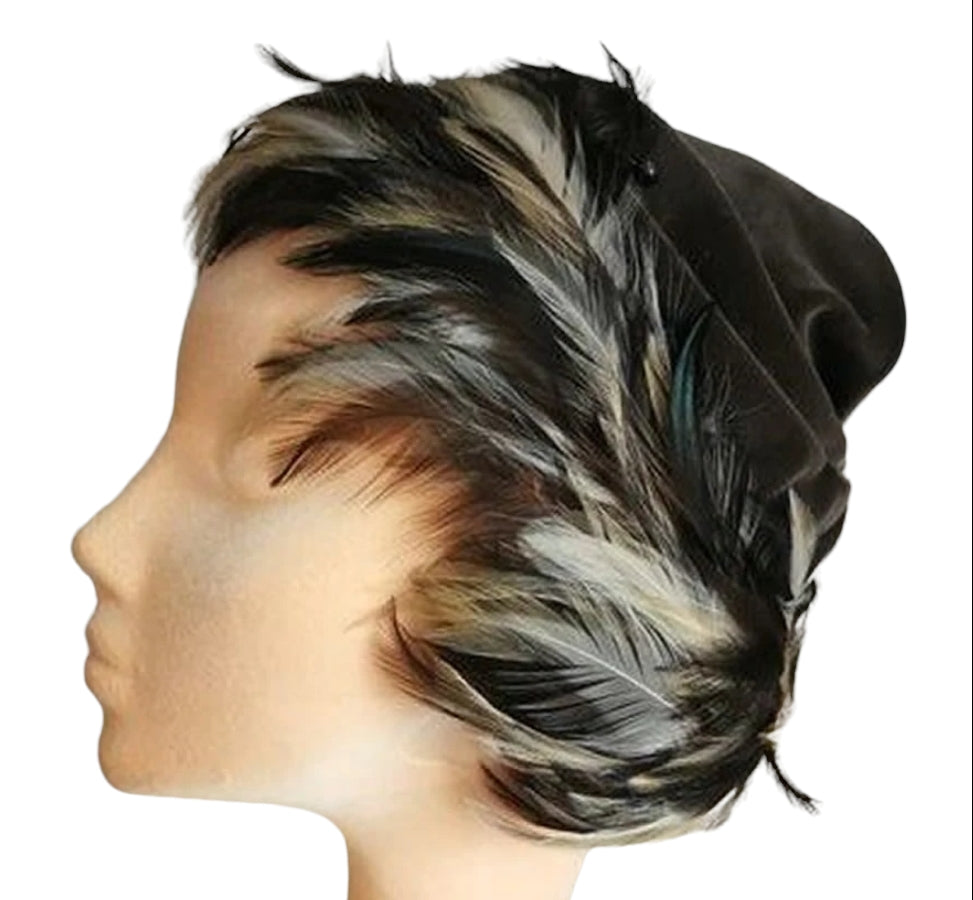 Vintage 1950s Velvet and Feather Hat | Marilyn display picture 1